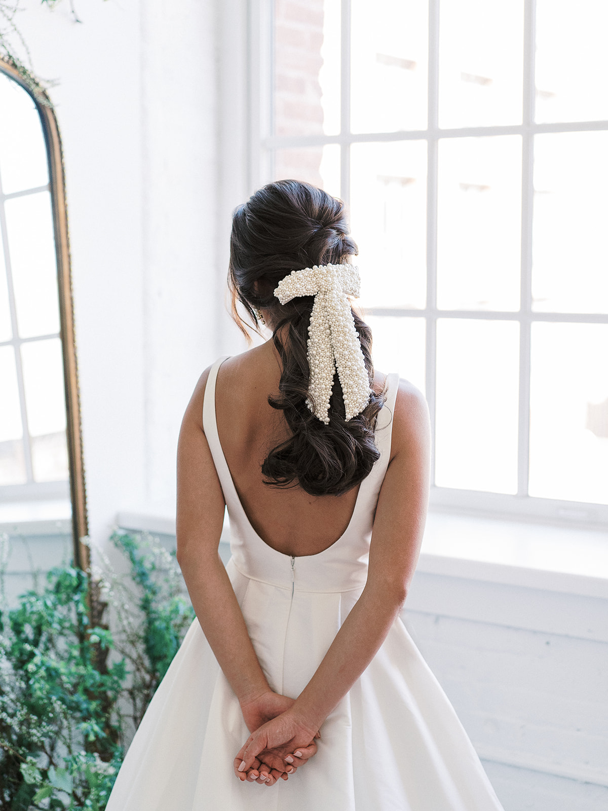 https://withlovecaila.com/wp-content/uploads/2021/04/Caila-Quinn-NYC-Bridal-Styled-Shoot-Kylee-Yee-67.jpg